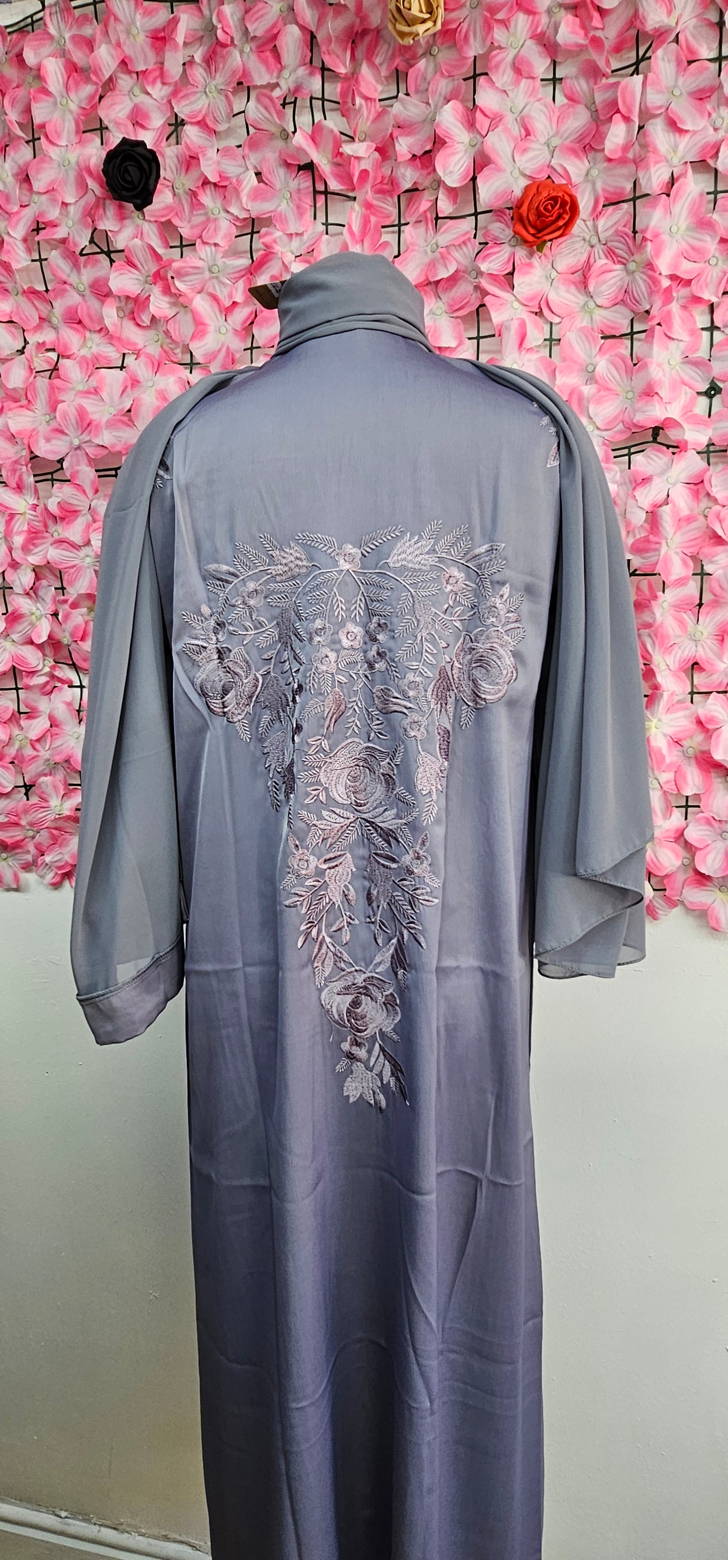 Embroidery Abaya with Buttons & Matching Scarf ā Open or Closed