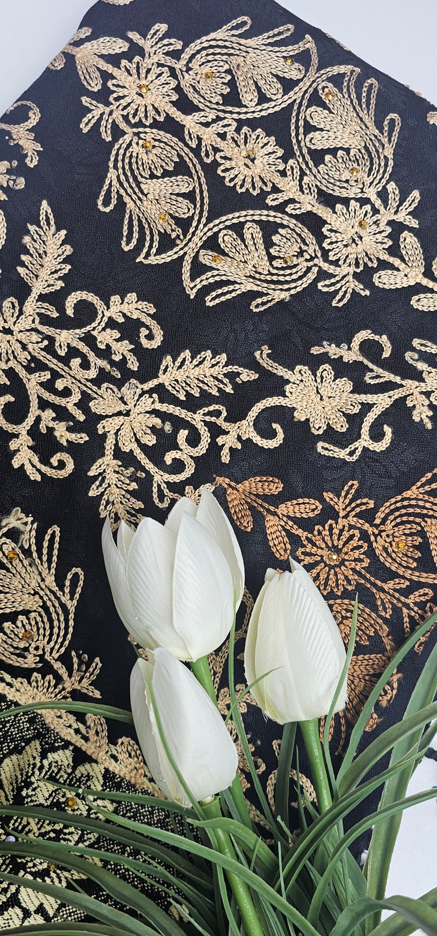 Premium Kashmiri Shawl – 215cm x 10cm