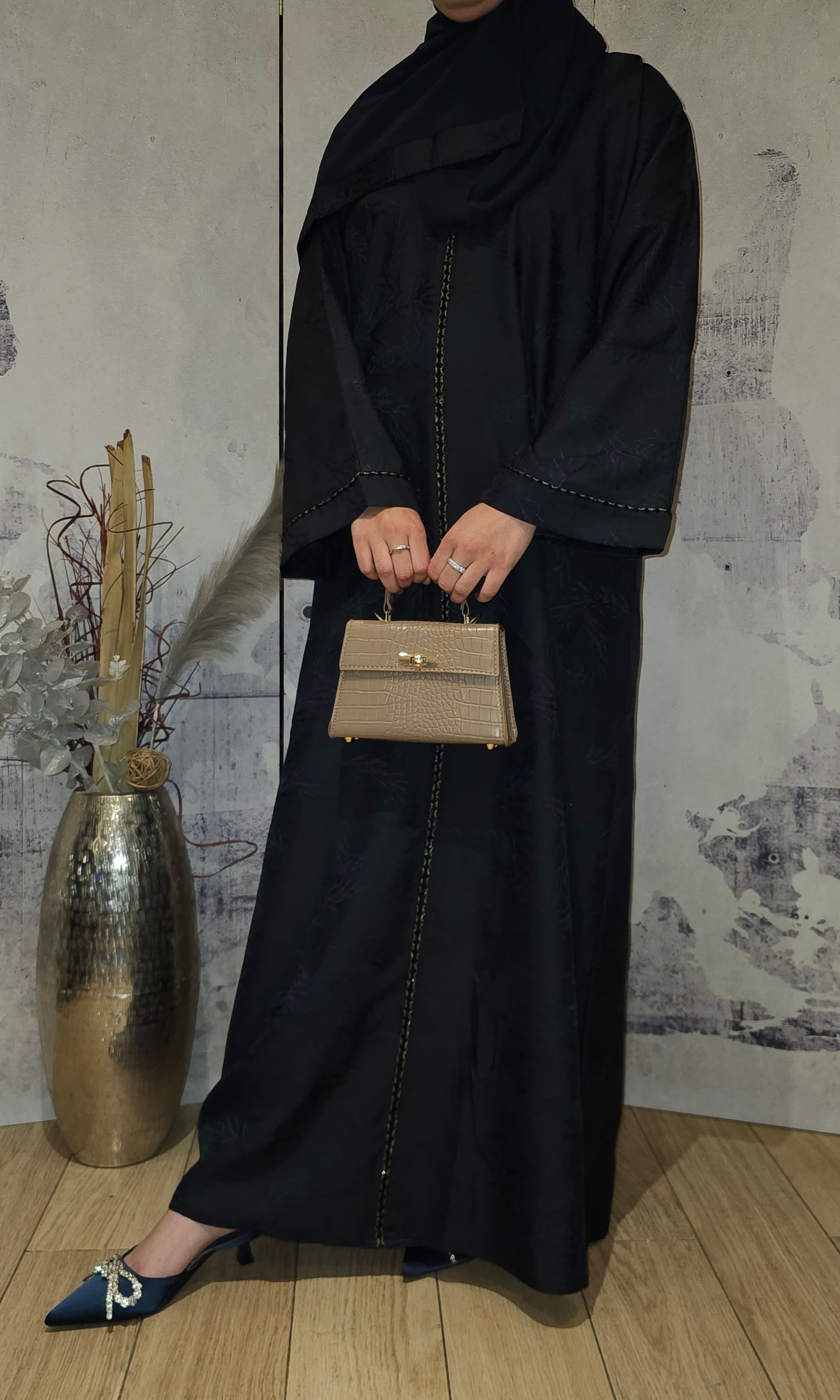 Luxury Jacquard Closed Abaya with Matching Scarf