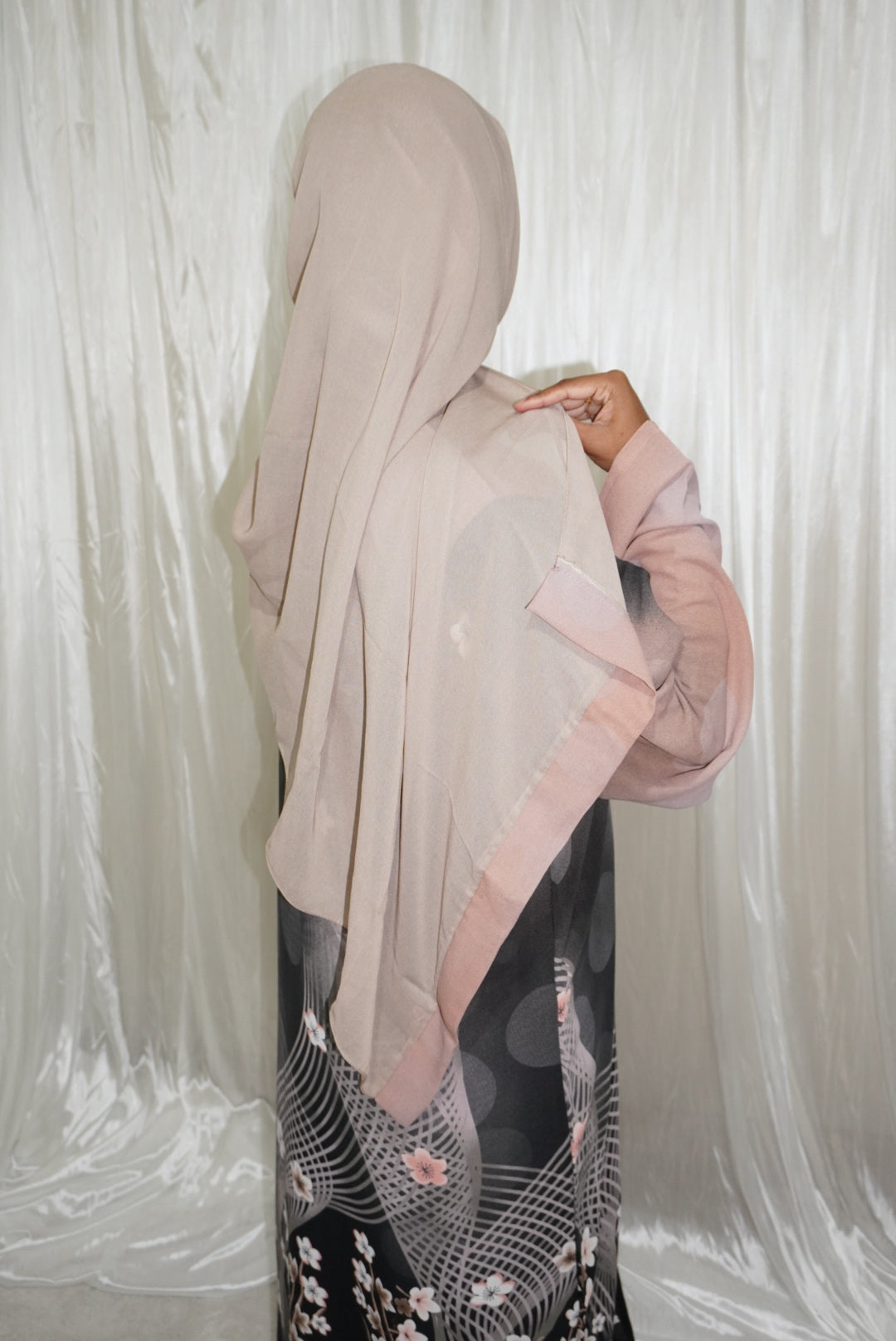 fatiisa Printed Floral Abaya with Inner Slip & Scarf