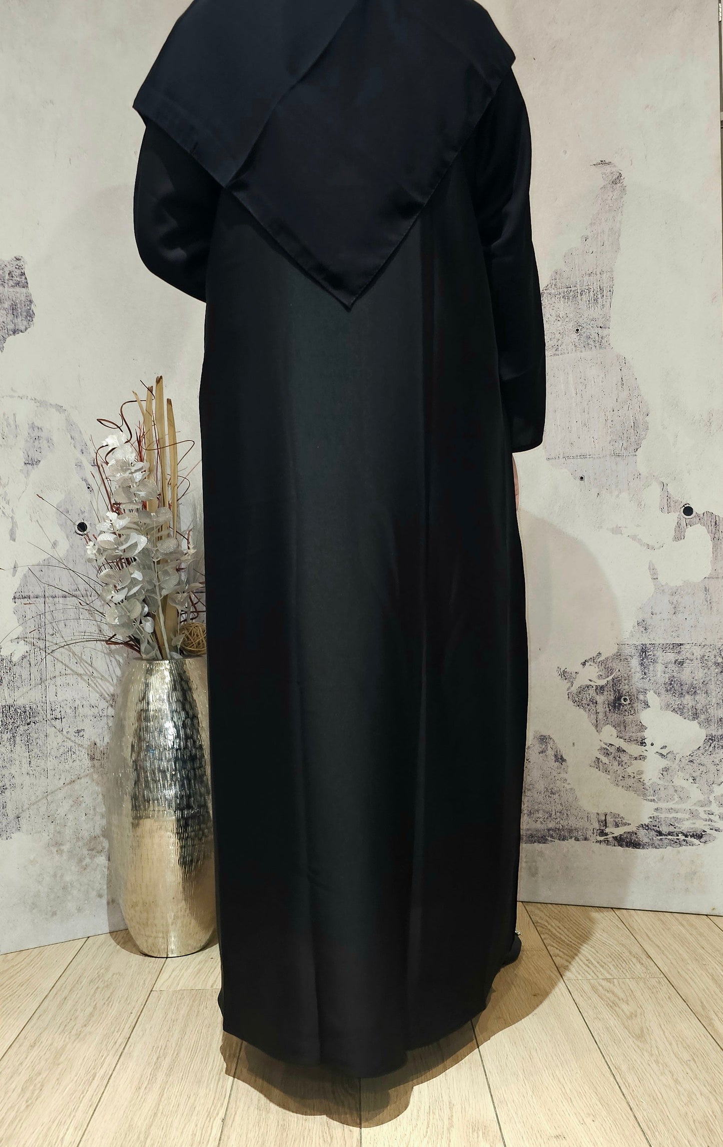 Fatiisa Nida Closed Abaya With Pocket