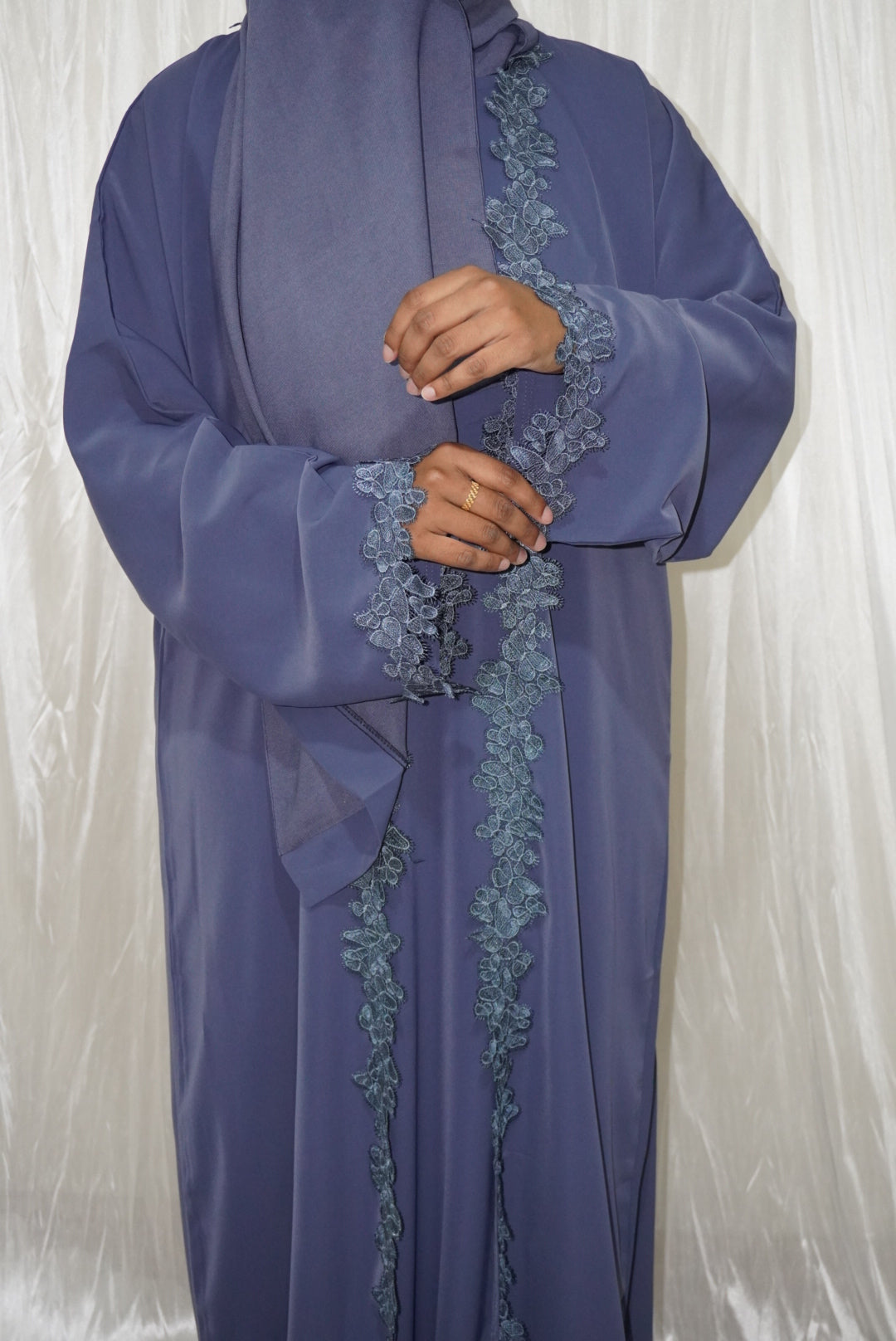 Fatiisa Beautiful Lace Floral  Open Abaya With Scarf And inner slip