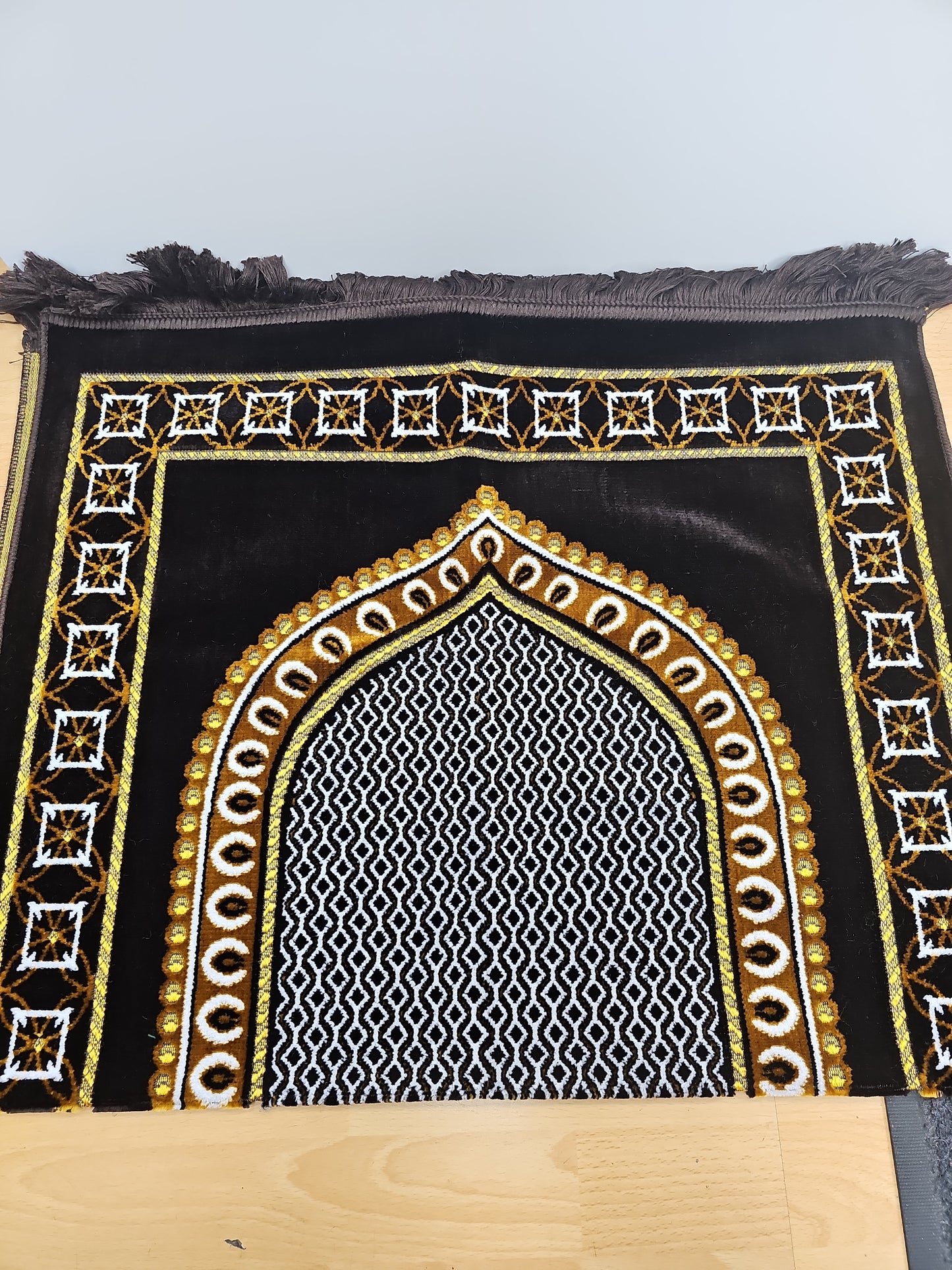 Classic Islamic Prayer Mat - Rug Janamaz 9 Designs Unisex Soft Durable Style Comfortable Travel Friendly