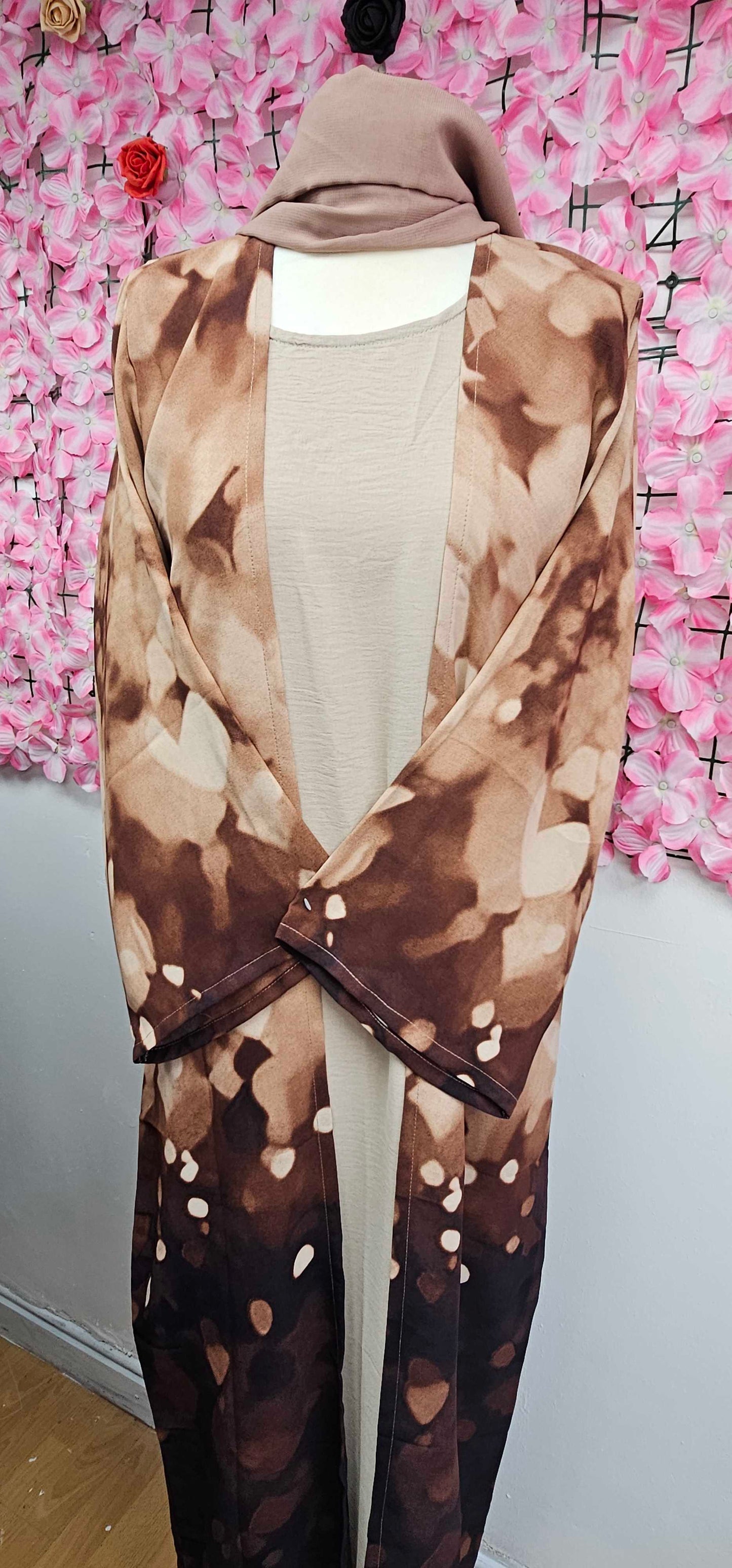 Fatiisa Two-Tone Abaya Set with Matching Scarf & Slip