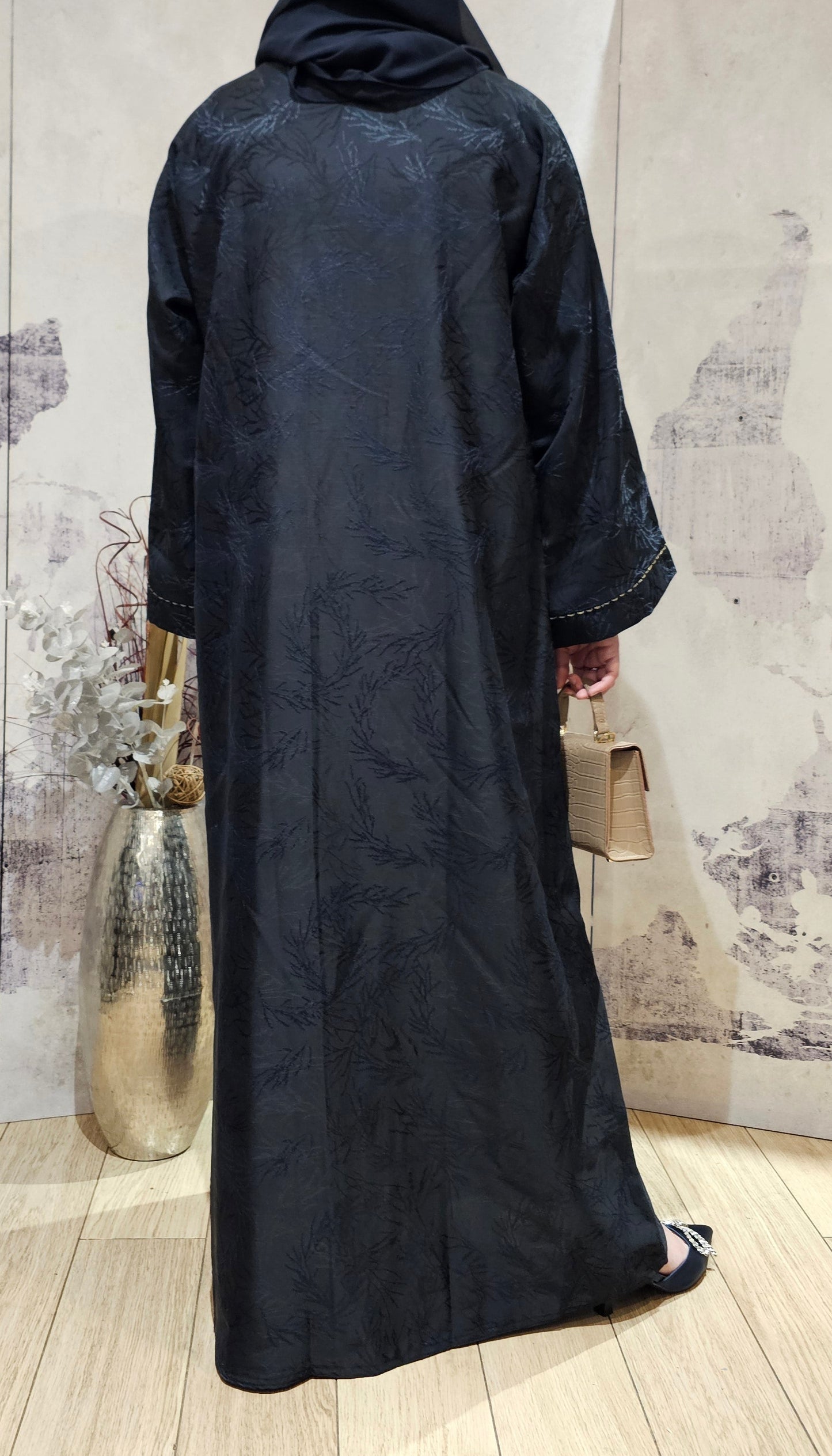 Luxury Jacquard Closed Abaya with Matching Scarf