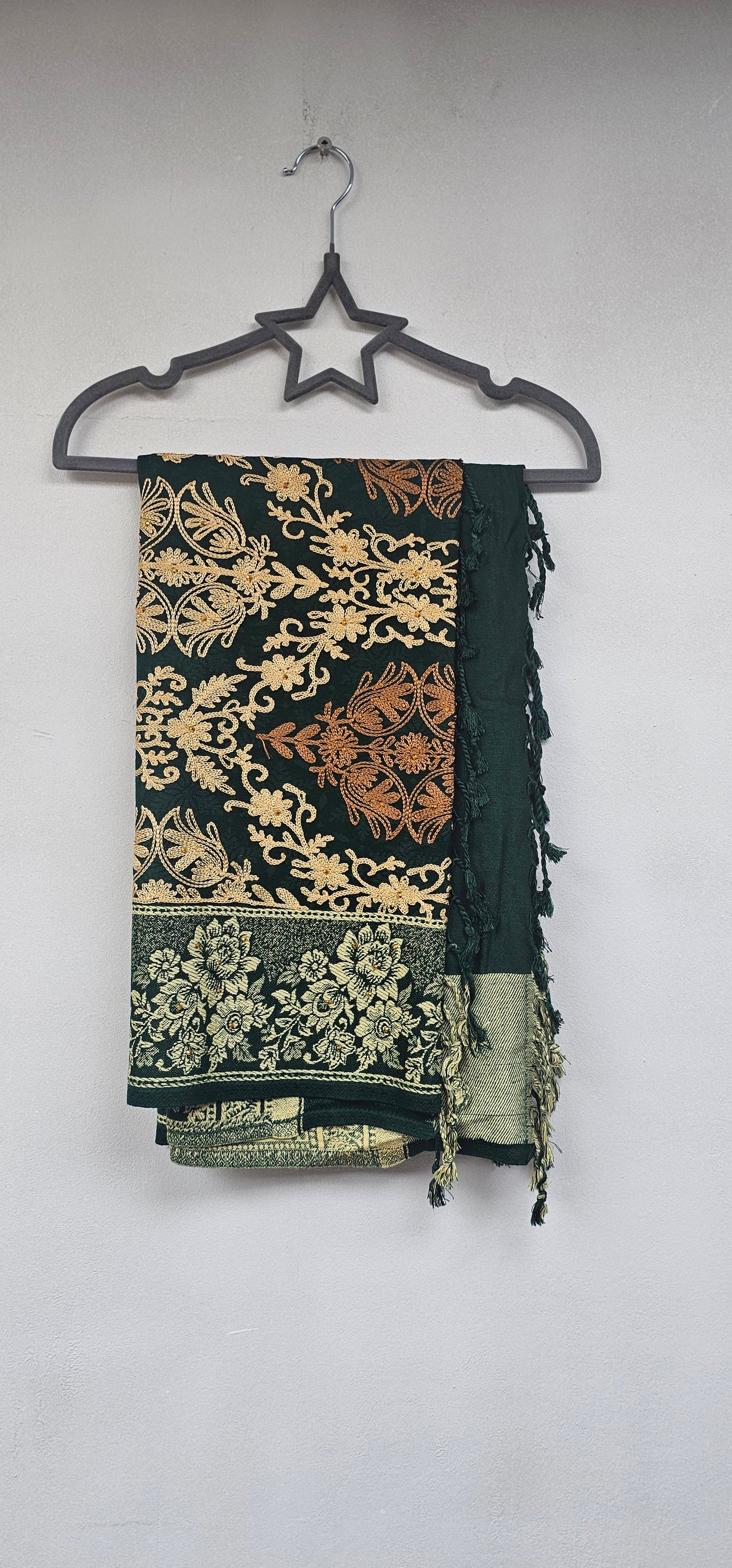 Premium Kashmiri Shawl – 215cm x 10cm