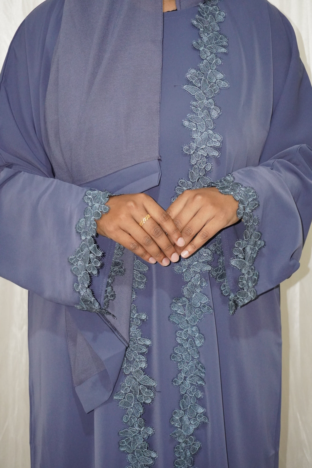 Fatiisa Beautiful Lace Floral  Open Abaya With Scarf And inner slip