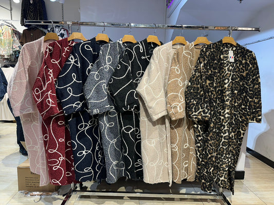 New Embroidered Style Coatigan Style Jacket Perfect for Autumn and Winter Womenswear