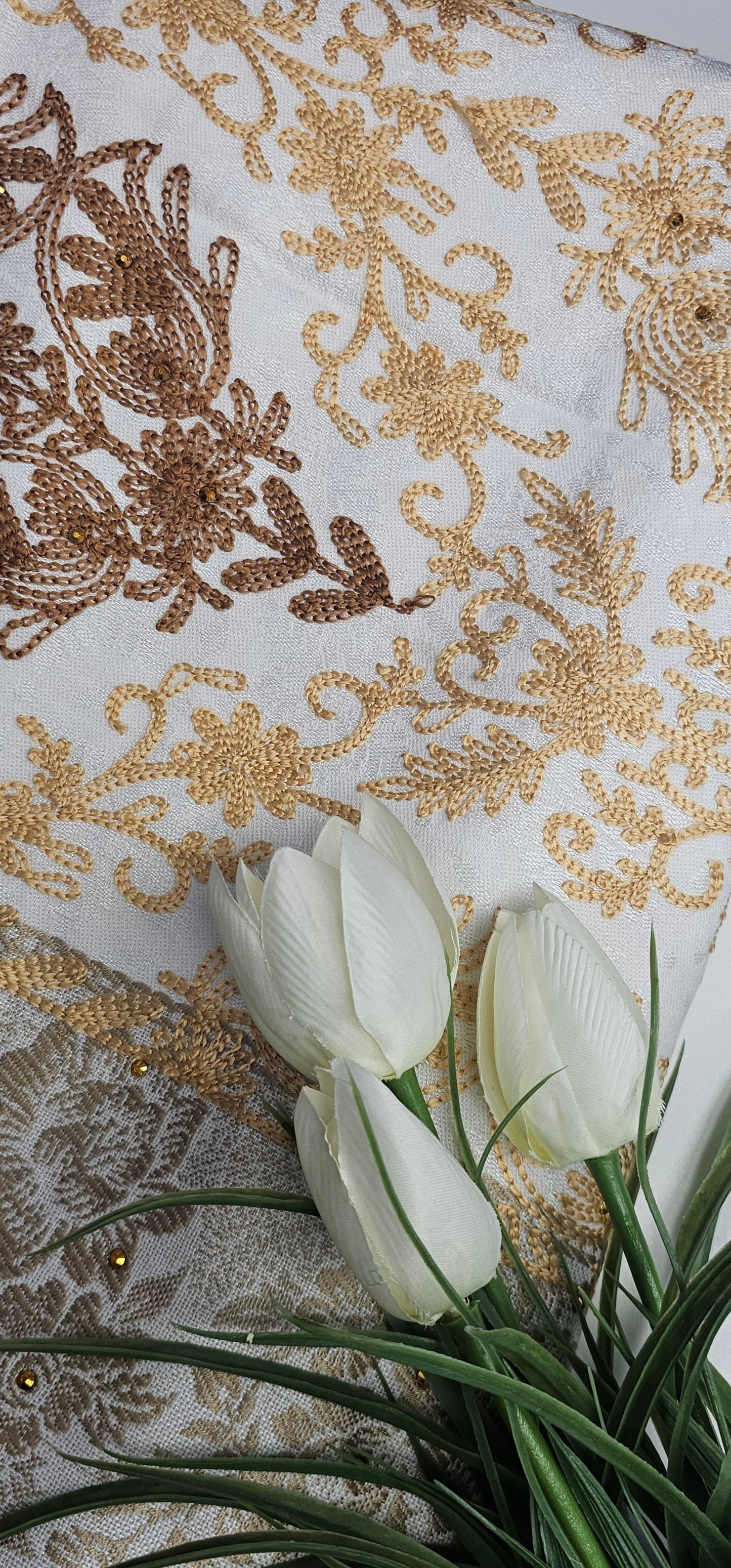 Premium Kashmiri Shawl – 215cm x 10cm