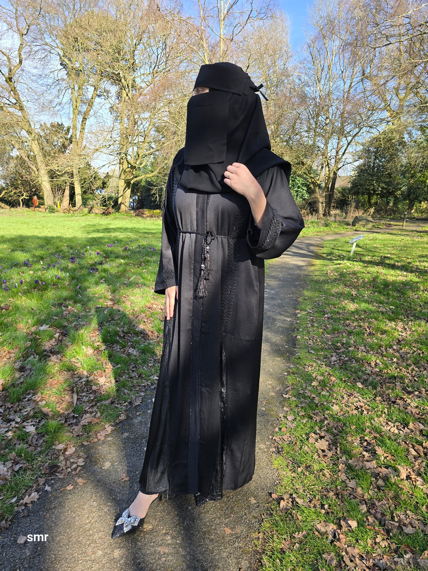 Eid Beautiful Emirati Lace Floral Buttons Open Abaya With Scarf And Belt