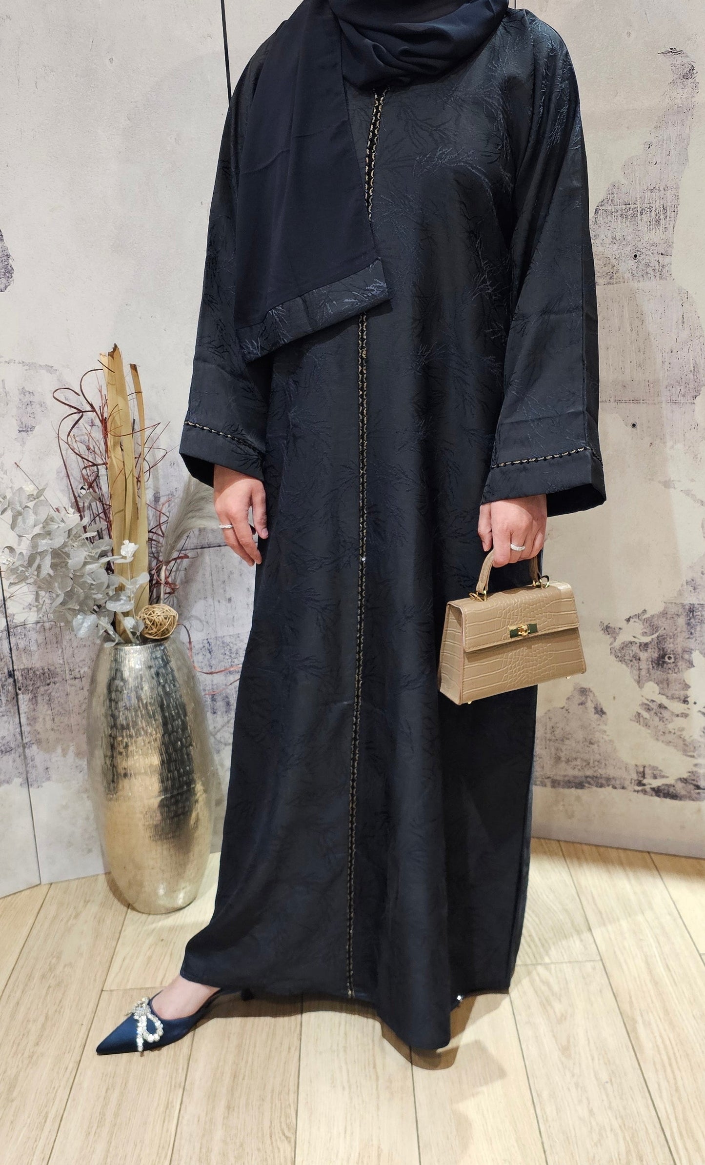 Luxury Jacquard Closed Abaya with Matching Scarf